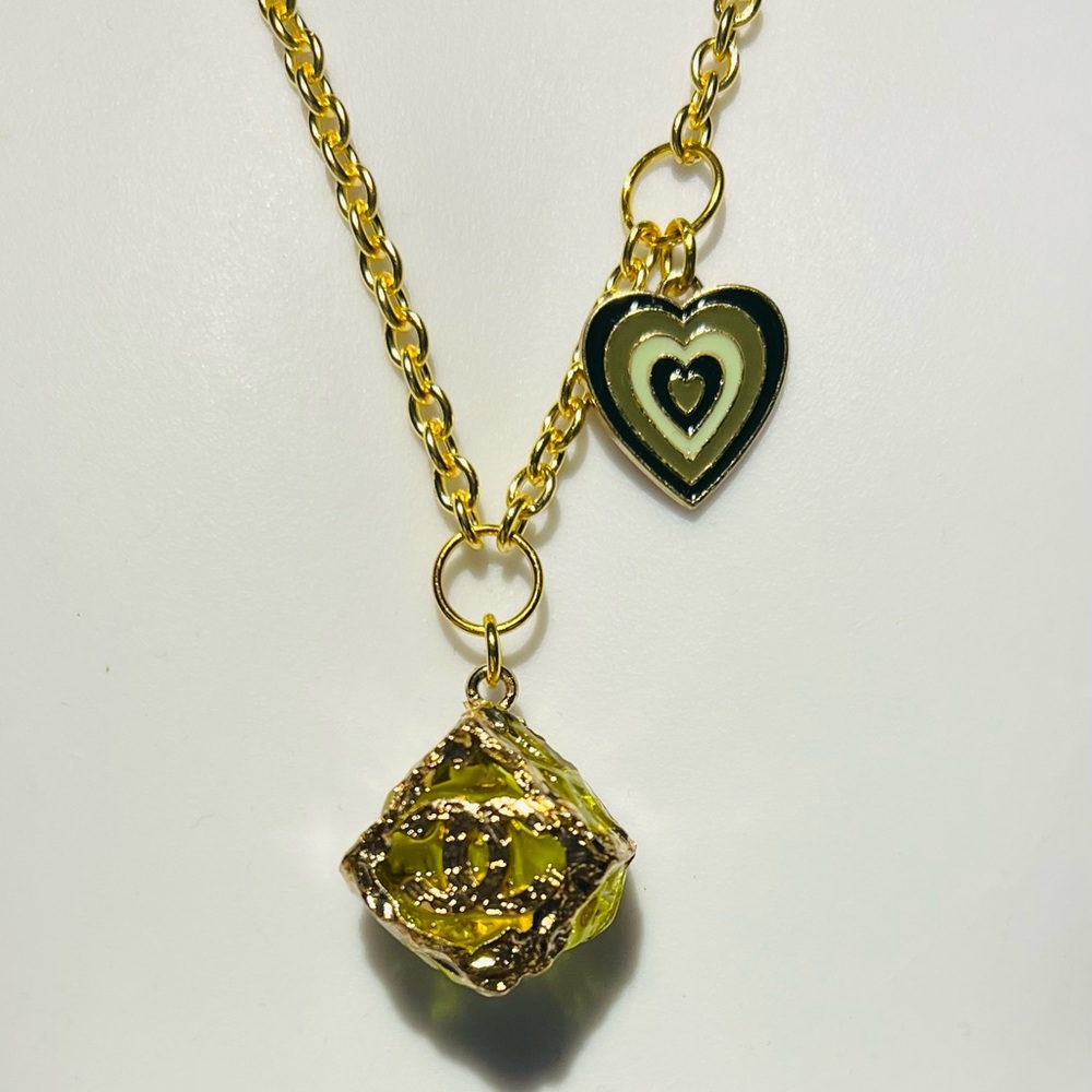 Gold Heart Pendant Necklace